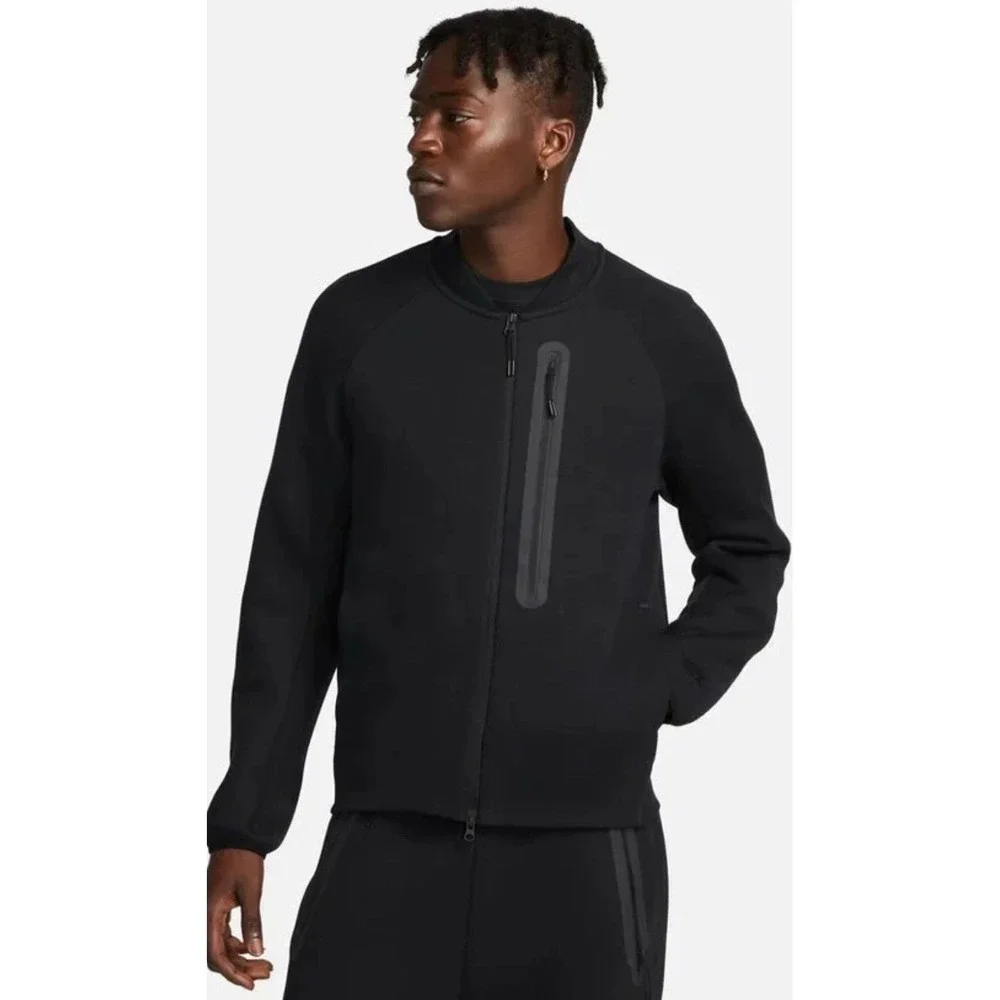 ($155 MSRP) Size Small- Nike Sportswear Tech Fleece Jacket Black FB8008-010